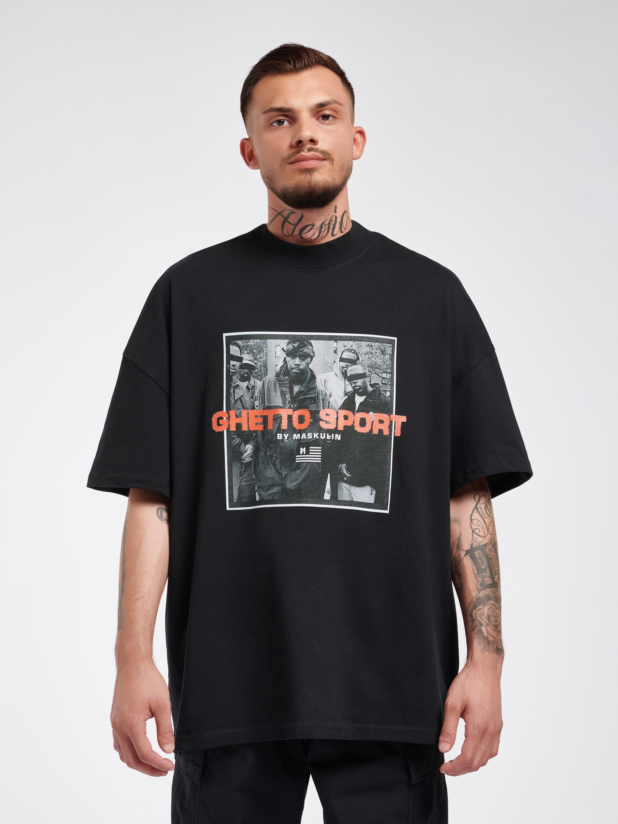 Oversized T-Shirt Backyard
