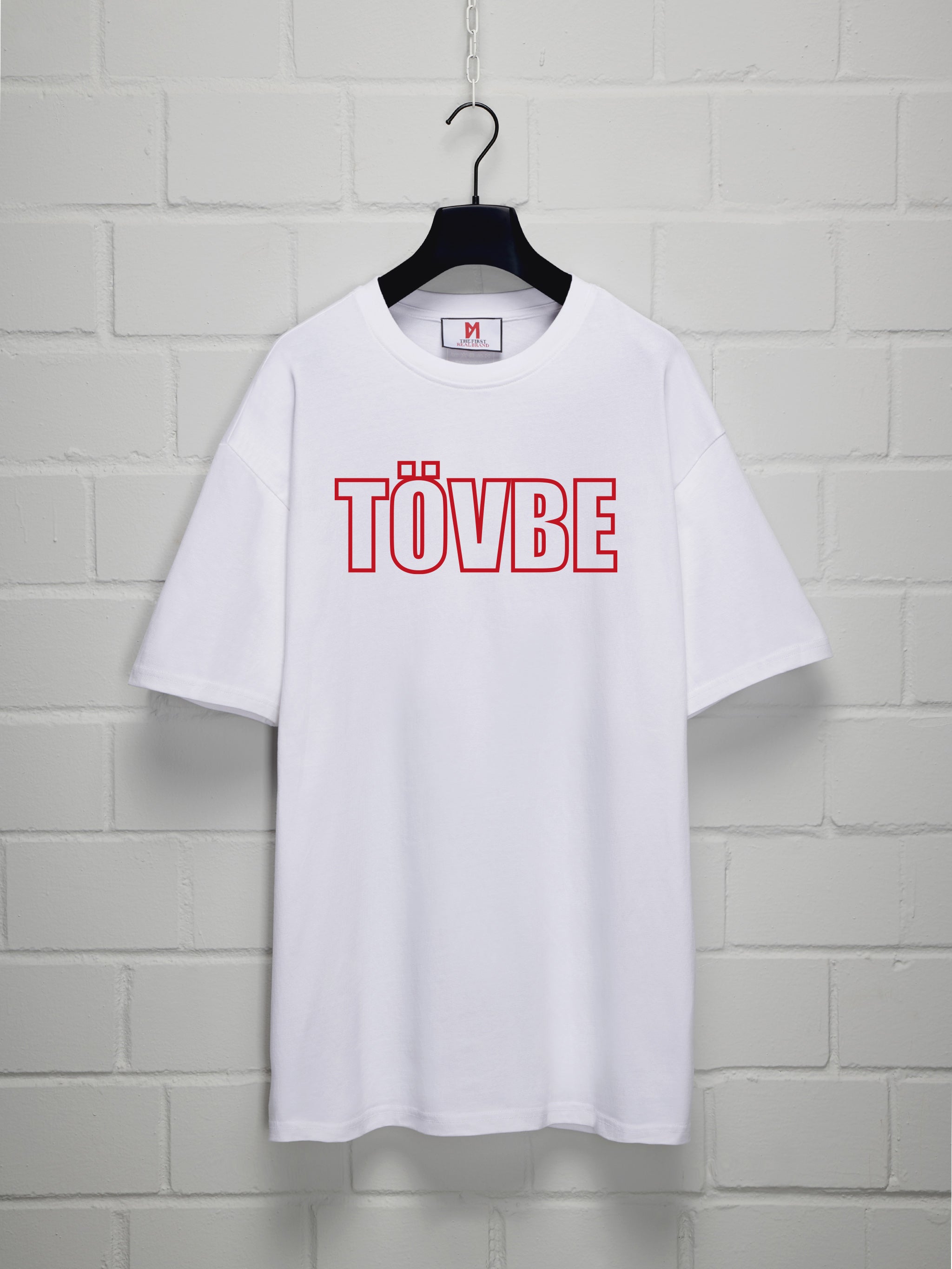 T-Shirt TÖVBE Schrift rot